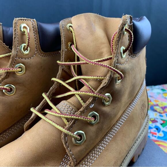 Timberland Classic 6 Inch Wheat Boots Size 6.5Y / 8 Women's - Picture 8 of 13